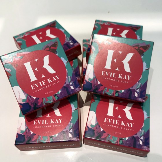 mor_gifts_interiors_pink_vegan_soap7